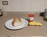 Foto del paso 1 de la receta: Torta de plátano con crema