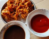 A picture of step 4 of Onion Fritters.