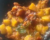 A picture of step 3 of Gujarati Raswala Bateta nu Shake.
