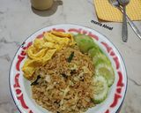 Foto langkah ke 4 dari resep Nasi goreng bumbu iris.