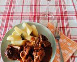Kecske pörkölt recept fázis 3 fotója