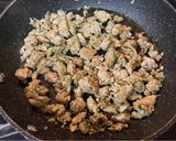 A picture of step 5 of Chicken Sausage Pasta Bolognese.