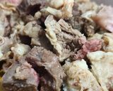 Foto langkah ke 1 dari resep Asam - Asam Tetelan Sapi dan Pepaya Muda.