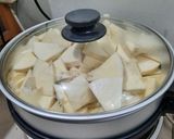 Foto langkah ke 4 dari resep Sukun Kukus Balur Kelapa.