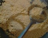 A picture of step 2 of Sooji (semolina)ka halwa.