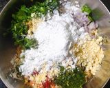 A picture of step 3 of Alasandekalu (chavli) vada.