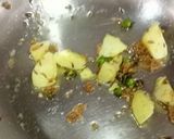 A picture of step 3 of Beetroot sabudana khichdi.