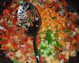 A picture of step 4 of Meat ball vegetable stir fry pasta.