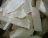 Foto langkah ke 1 dari resep Ubi goreng kunyit.