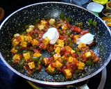 A picture of step 3 of Paneer Frankie.