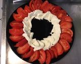 Une image de l'étape 3 de Salade de tomates marmande à l'ail noir et mozzarella di buffala.