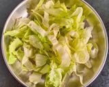 A picture of step 1 of Rainbow Salad.