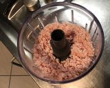 Une image de l'étape 3 de « Crabe » feuilleté au jambon blanc et pesto de fanes de radis.