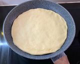 Foto langkah ke 4 dari resep Pizza Teflon.