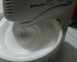 Foto langkah ke 8 dari resep Es Cream Ngirit Maknyez.