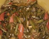 Foto langkah ke 4 dari resep Tumis buncis sosis.