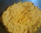 Egg and Suji Halwa recipe step 2 photo