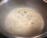 Foto del paso 4 de la receta: Bacalao con chirlas en salsa al vino blanco para la Semana Santa