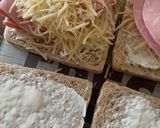 Une image de l'étape 1 de Croque Monsieur au St Morêt©️.
