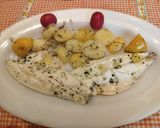 Foto del paso 12 de la receta: Filetes de Lubina al horno con Limón y patatas