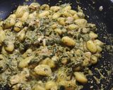 Foto del paso 8 de la receta: Ñoquis con pechuga de pavo, espinacas y queso crema