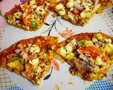लेफ्टओवर रोटी का पिज़्ज़ा (leftover roti ka pizza recipe in Hindi) रेसिपी चरण 4 फोटो