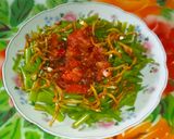 Foto langkah ke 7 dari resep Brambang asem batang kangkung.