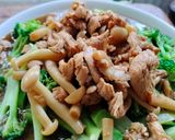 Foto langkah ke 4 dari resep Brokoli Siram Jamur 🥦🍄.