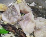Foto langkah ke 4 dari resep Soup Ikan Tenggiri.