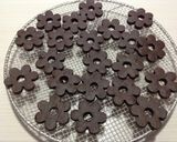 Foto del paso 5 de la receta: Galletas de chocolate rellenos de Marroc