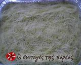 Φωτογραφία βήματος 8 της συνταγής Γαλακτομπούρεκο με δυο είδη φύλλων