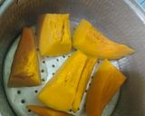 Foto langkah ke 2 dari resep Biji salak labu kuning.