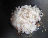 Foto langkah ke 3 dari resep Nasi Goreng Wortel.