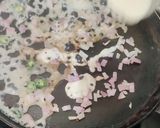 A picture of step 6 of Rava Dosa.