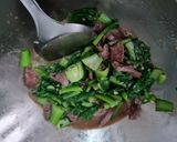 Foto langkah ke 3 dari resep Pakcoy cah sapi.