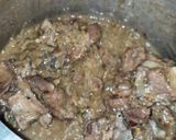 A picture of step 4 of Meat with dry whole spices.