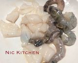 Foto langkah ke 1 dari resep Cap Cai Goreng Seafood NIC KITCHEN.