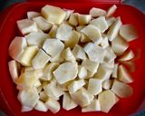Foto del paso 1 de la receta: Pastel de merluza y patatas