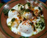 A picture of step 8 of Dahi bhalay.