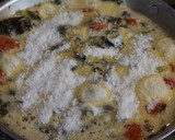 Foto del paso 2 de la receta: Frittata de acelgas con tomatitos