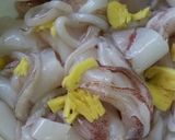 Hình bước làm 2 của món Mực sốt chua ngọt 