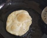 A picture of step 3 of Puri paratha.