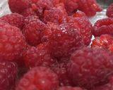 Une image de l'étape 3 de Glace aux framboises.
