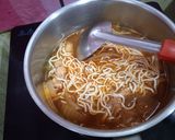 รูปขั้นตอนการทำที่ 2 ของ บะหมี่,ปลากระป๋อง,ผักกาดดอง - คีโต