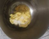 Foto langkah ke 2 dari resep Donat Labu Kuning.