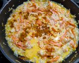Foto del paso 4 de la receta: Tagliatele (pasta fresca) con langostinos y calabacín