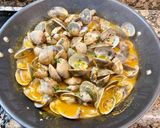 Foto del paso 6 de la receta Almejas picantonas a la marinera