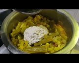 A picture of step 5 of Vegetable Curry.