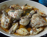 Foto del paso 1 de la receta: Pollo asado con sal ahumada y escamas de pimentón