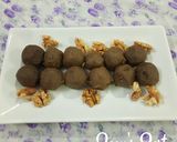 A picture of step 6 of Walnut Laddoos.